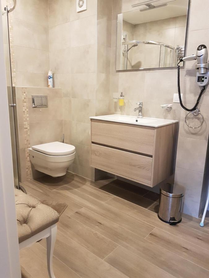 Liuto Apartamentai Juodkrantė Eksteriør billede