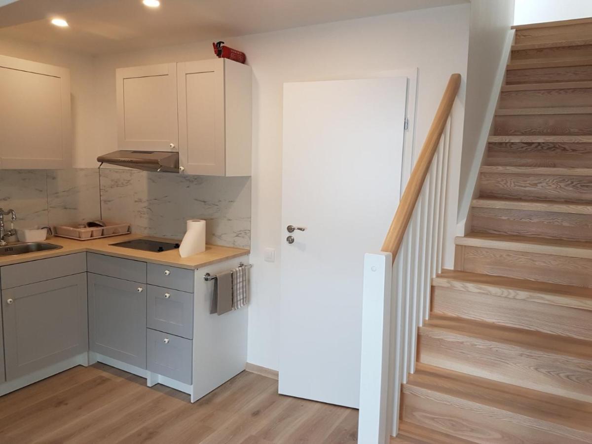 Liuto Apartamentai Juodkrantė Eksteriør billede