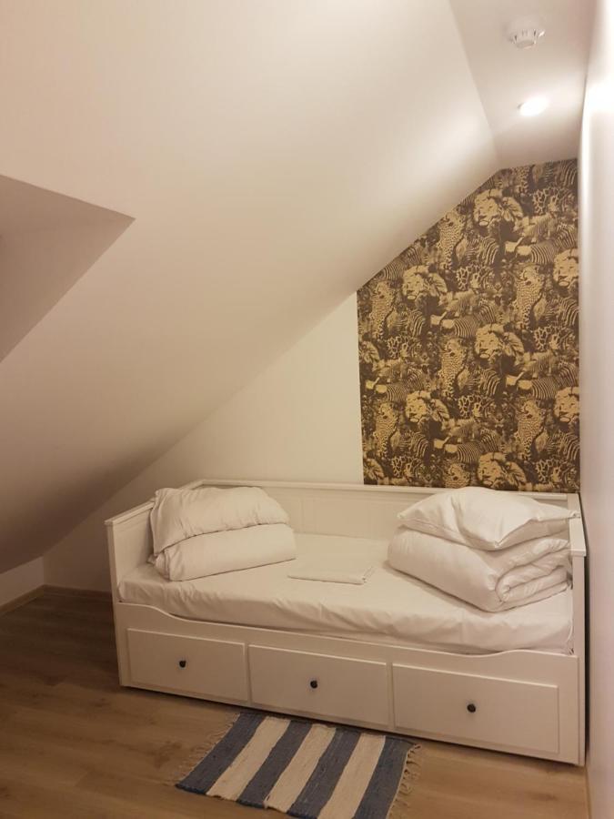 Liuto Apartamentai Juodkrantė Eksteriør billede