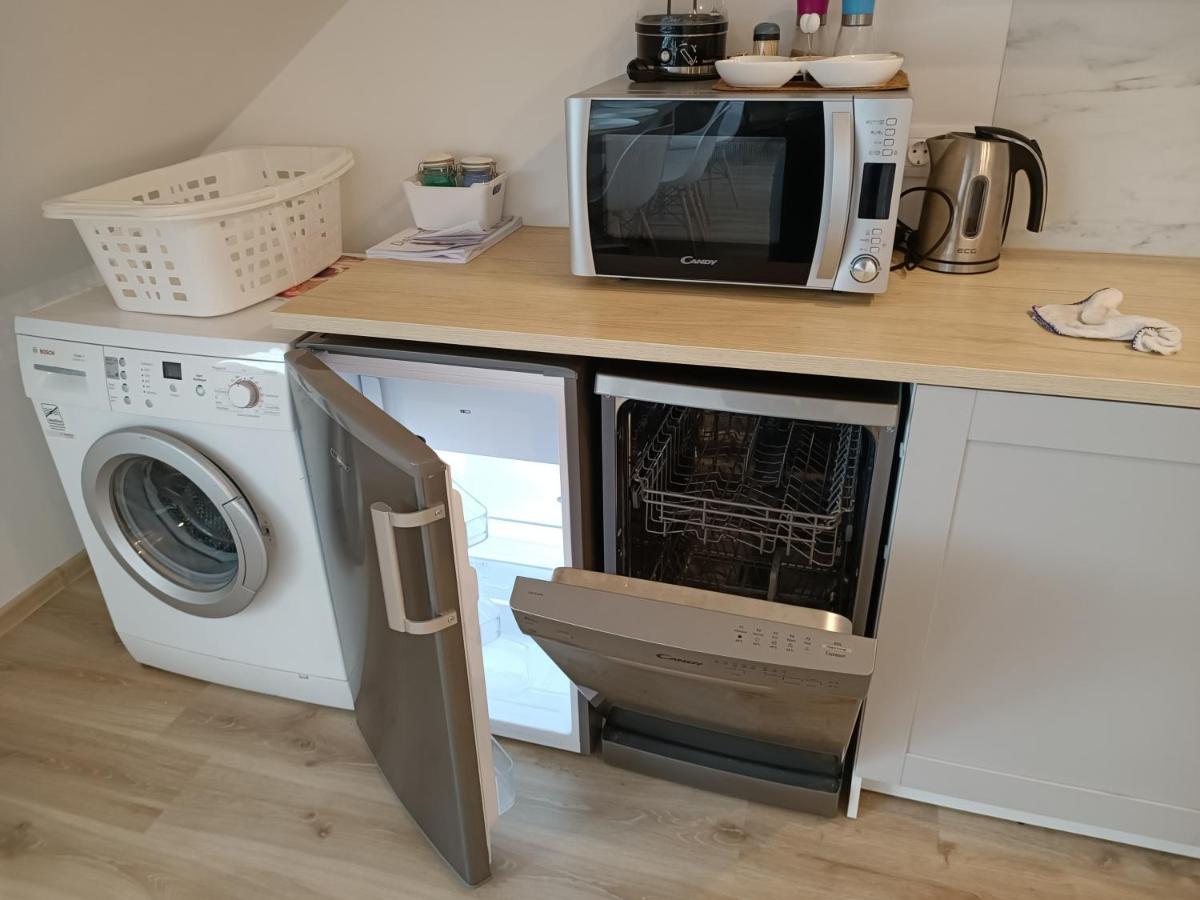 Liuto Apartamentai Juodkrantė Eksteriør billede